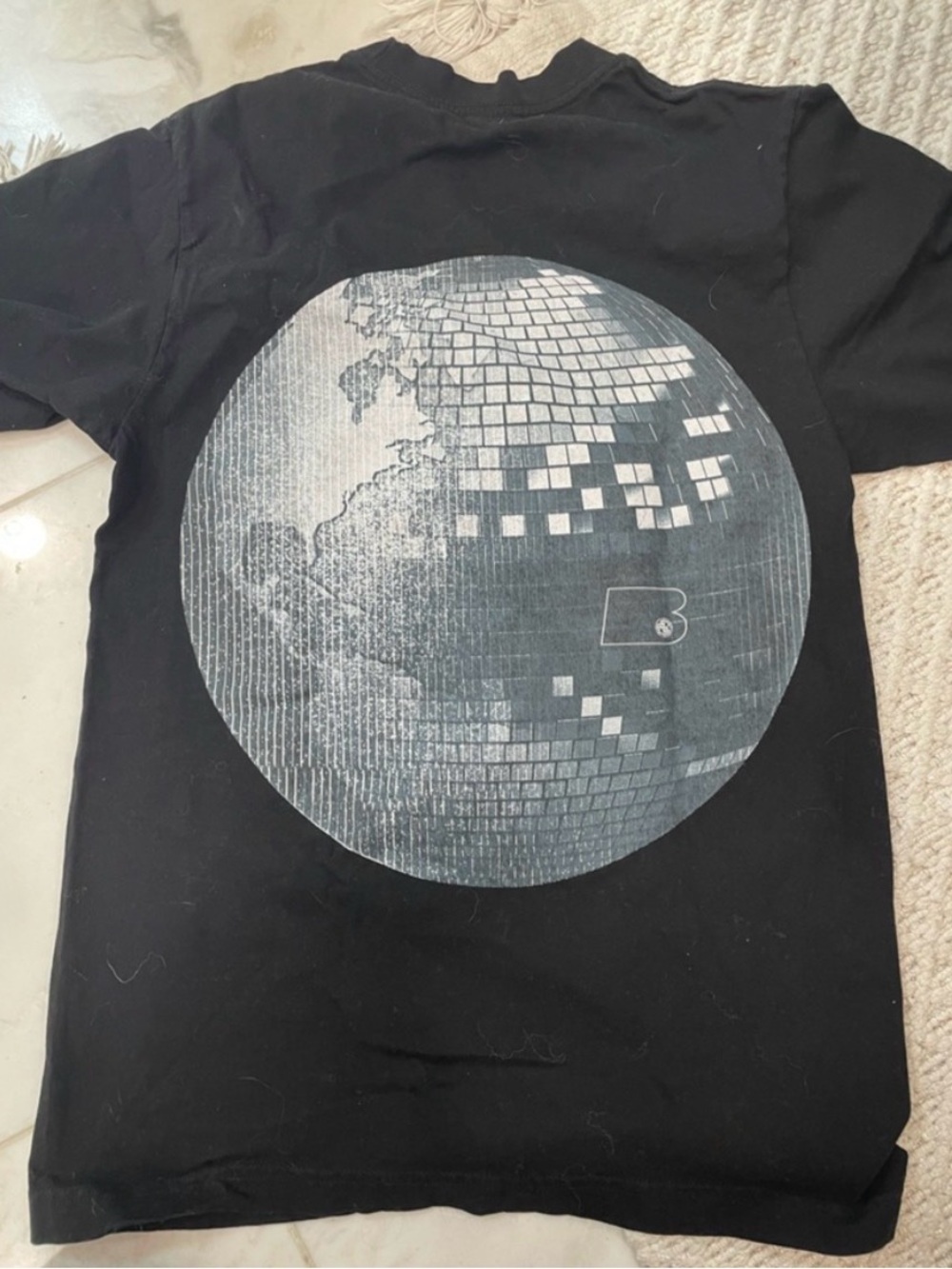 Beyonce’ Renaissance World Tour 2023, Black Short Sleeve Tee with Red Graphic